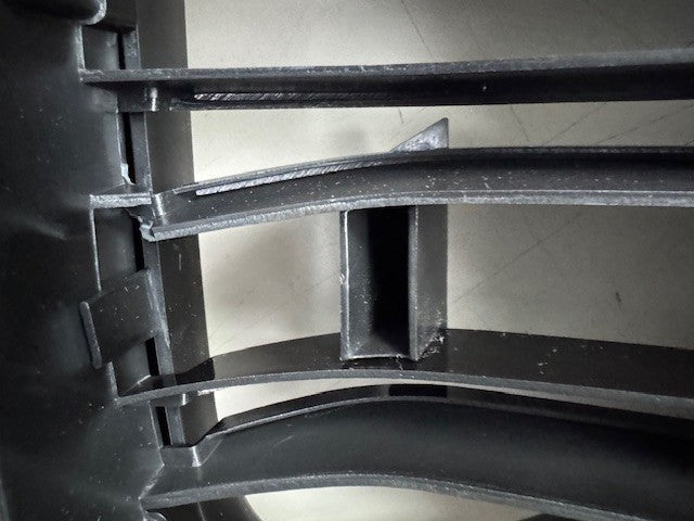 Kühlergrill Frontgrill SET Schwarz Nieren Doppelsteg für BMW 5er M5 (Beschädigt)