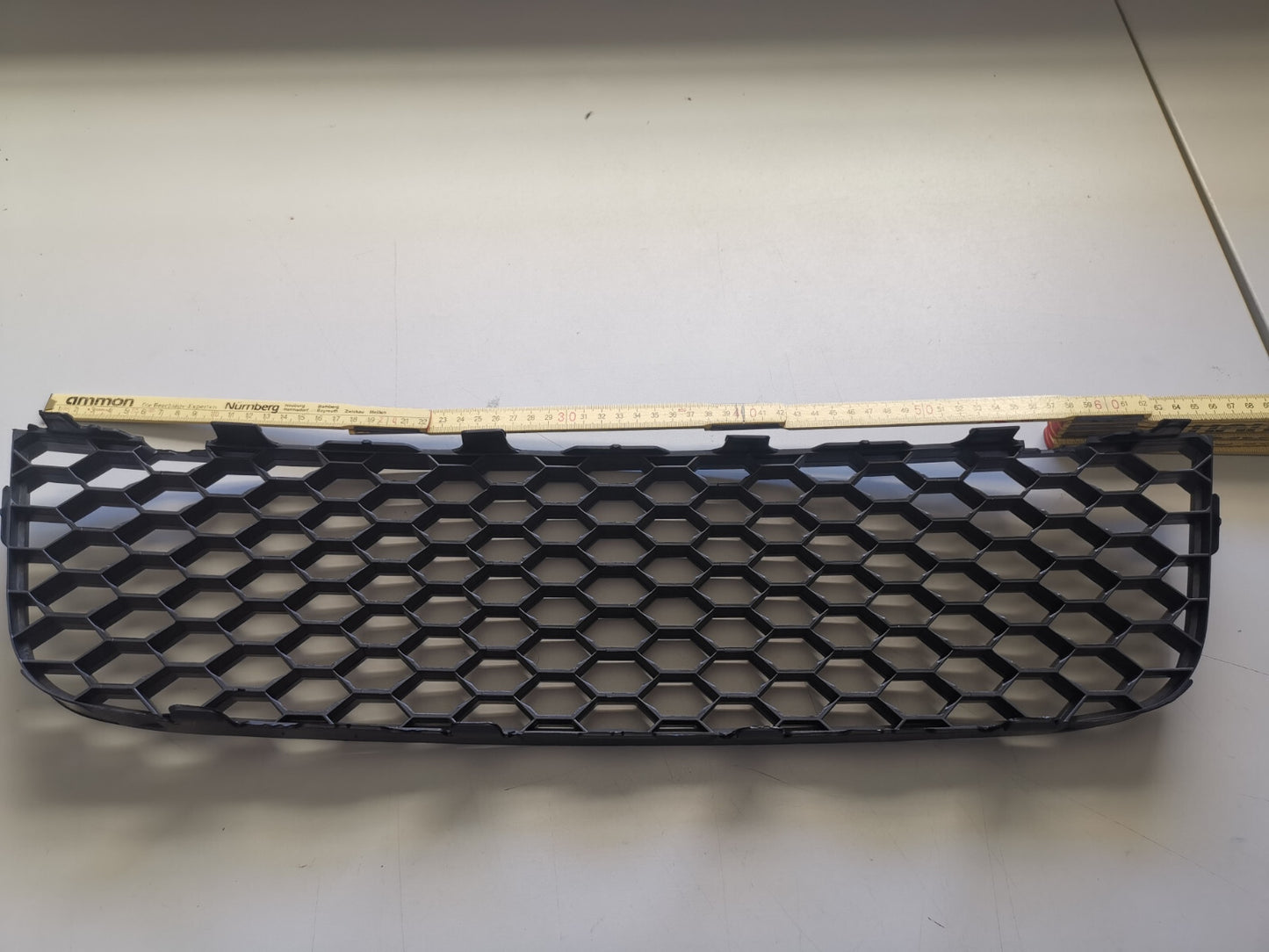 Kühlergrill Frontgrill Blende Kühlergitter Neu passt für VW Golf V 1K1