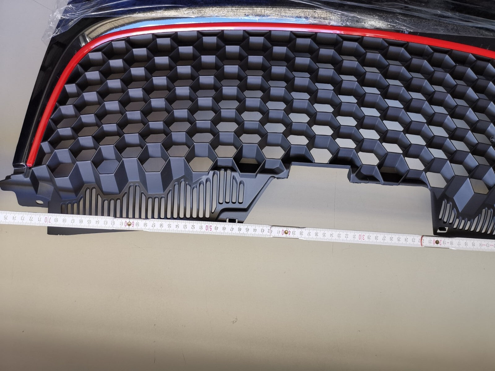 Frontgrill Kühlergitter Kühlergrill passend  für VW Golf V 5 1K1 Logo 1K0853651E